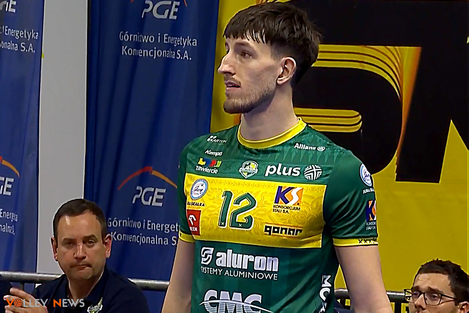 Lider rozbił Barkom Każany.