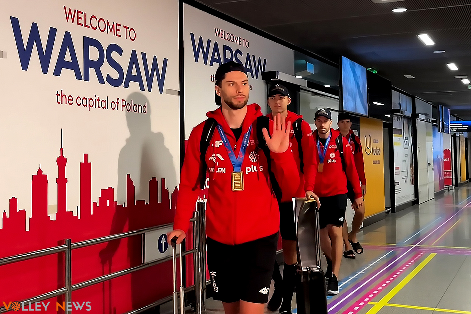 Są już są , wrócili do kraju. Złoci medaliści VNL 2026, przywitani przez wiernych kibiców.