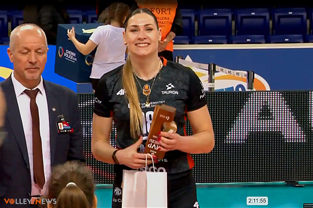 Uni Opole, cementuje trzecie miejsce.
